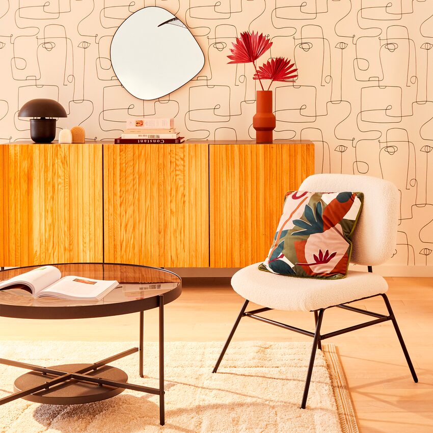 Ambiance salon industriel avec déco aux formes arrondies