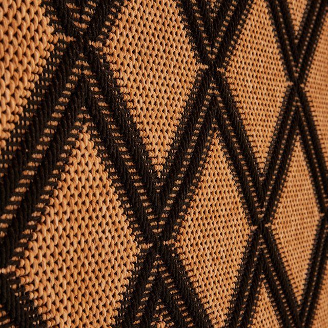 Tapis extérieur GRACE coloris naturel et noir 160 x 230 cm