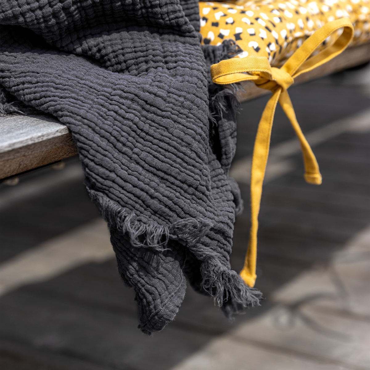 Plaid gaze de coton Diana Ébène