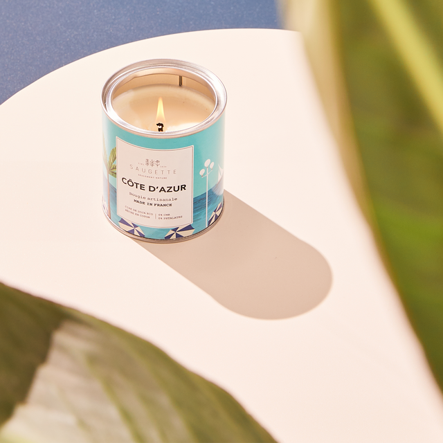 Saugette Bougie parfumée CÔTE D'AZUR melon et de fleurs d’oranger, de jasmin et de roses sur un fond boisé adouci de vanille et de musc