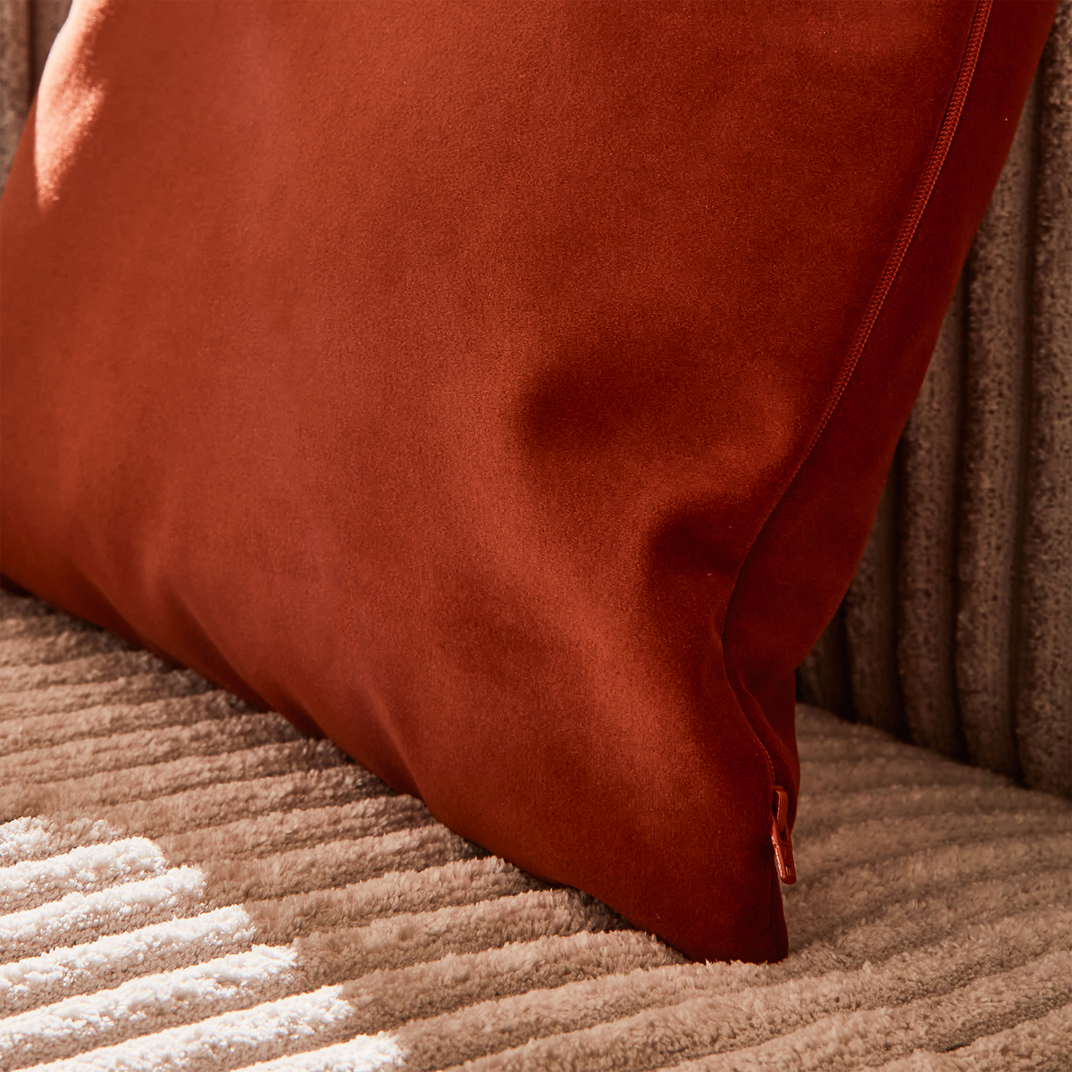 4MURS Coussin Tasos Brique