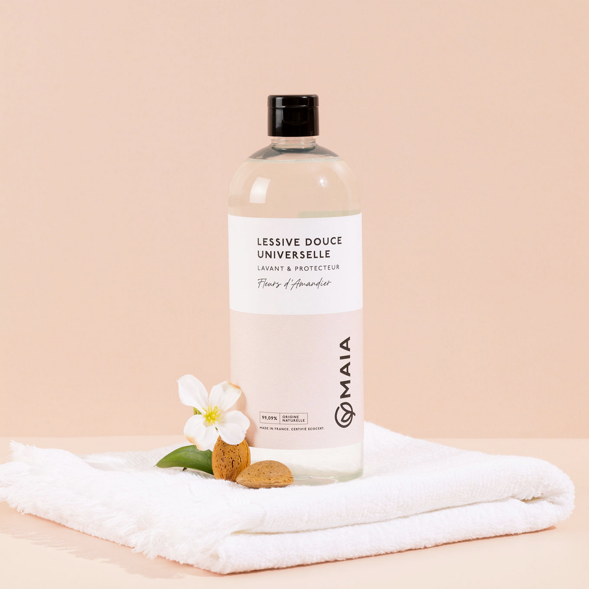 MAIA Lessive Douce universelle fleur d'amandier Rose clair 1L