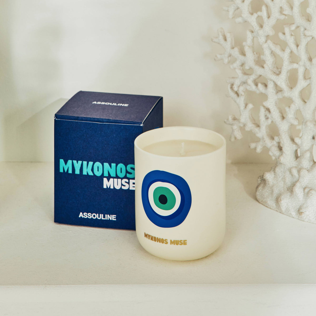 ASSOULINE Bougie parfumée Mykonos travel Bleu Amande, rhubarbe, figue, tonka 319G