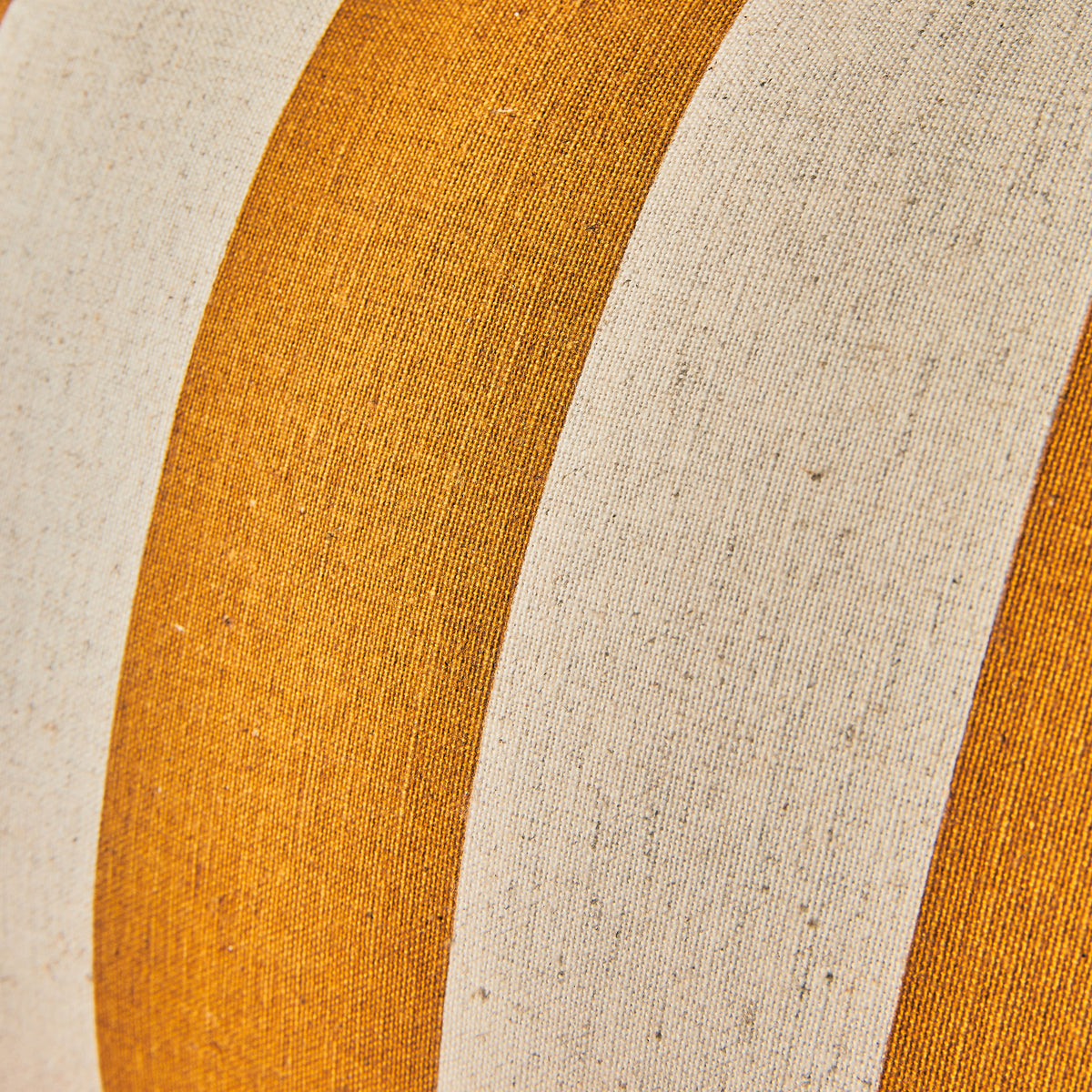 Coussin Moni Ocre/ivoire