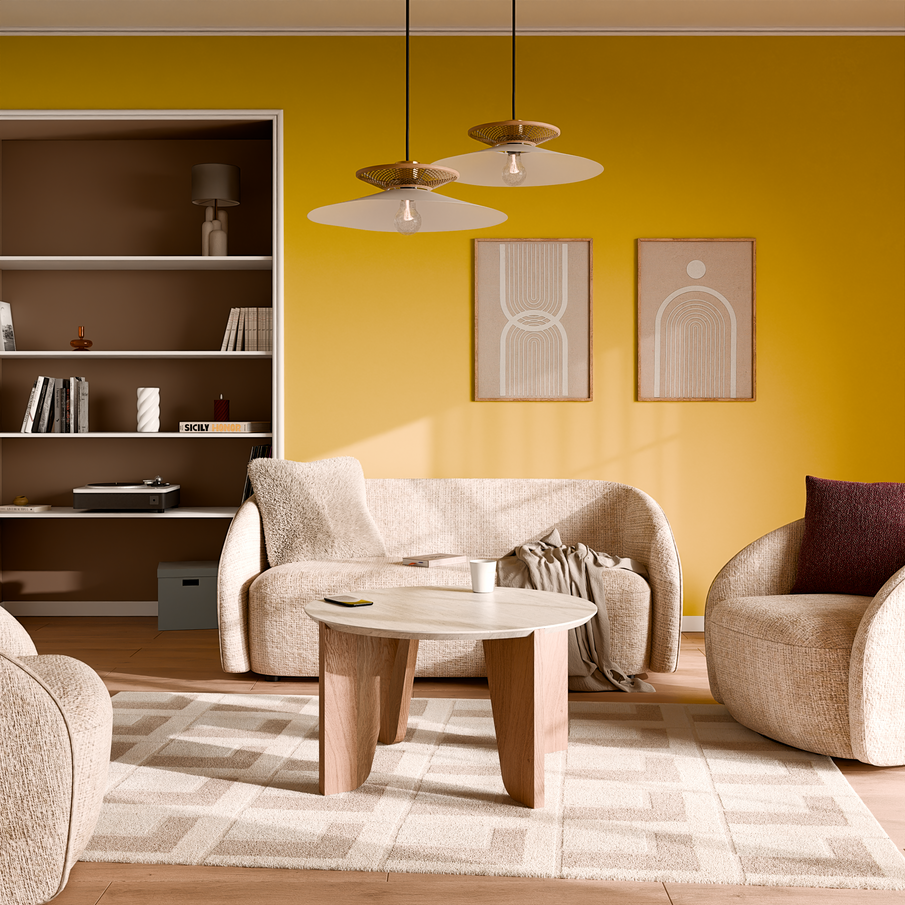 Déco de salon dans les tons beige, brun mocha et jaune moutarde