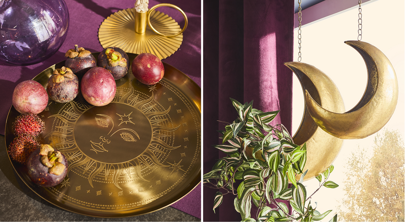 Assiette décorative dorée avec gravure d'un soleil, pots suspendus dorés en forme de croissant de lune