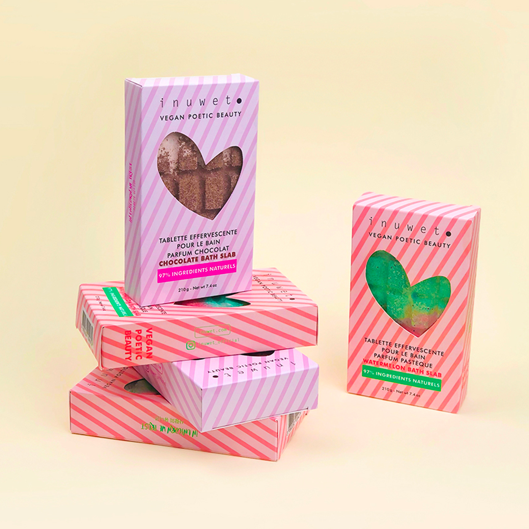 5 tablettes effervescentes pour le bain en forme de tablettes de chocolat de la marque Inuwet