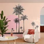 Décor panoramique palmier sur fond pêche dans un salon