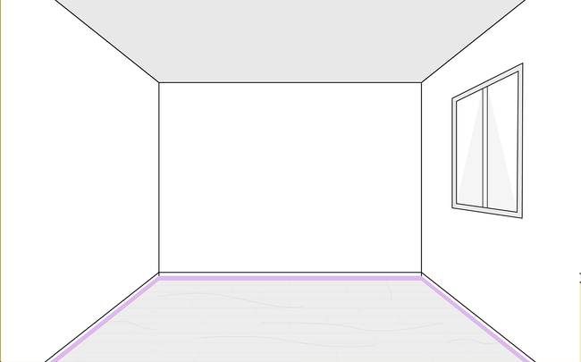 Pièce vide avec bâche de protection installée au sol