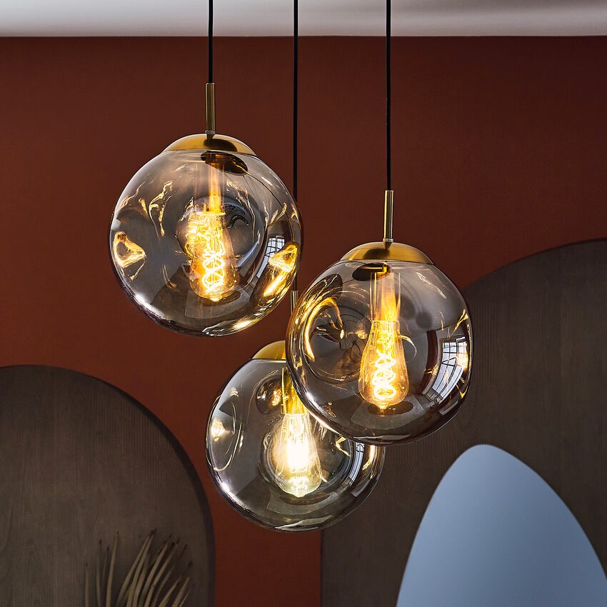 Suspension 3 globes allumée