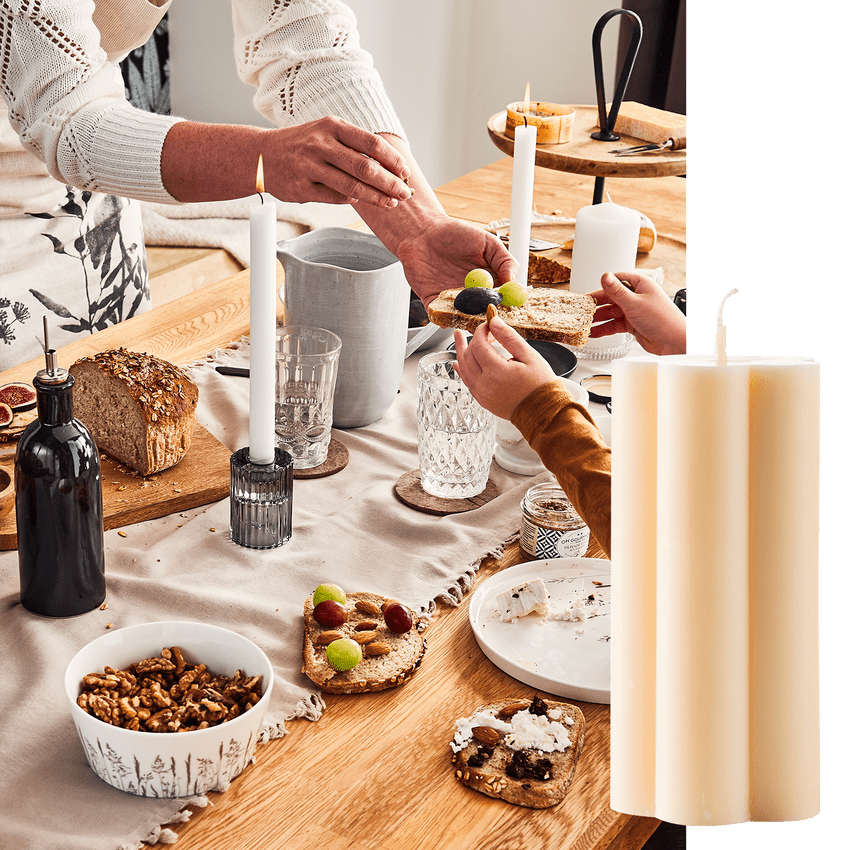 Moodboard bougie clair et ambiance table dressée pour petit-déjeuner