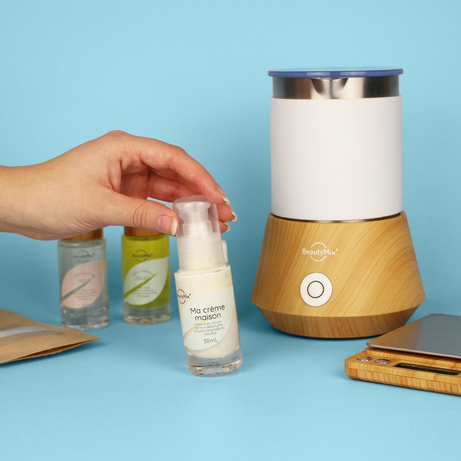 Flacon Ma crème maison réalisée avec le robot cosmétique de la marque Beautymix