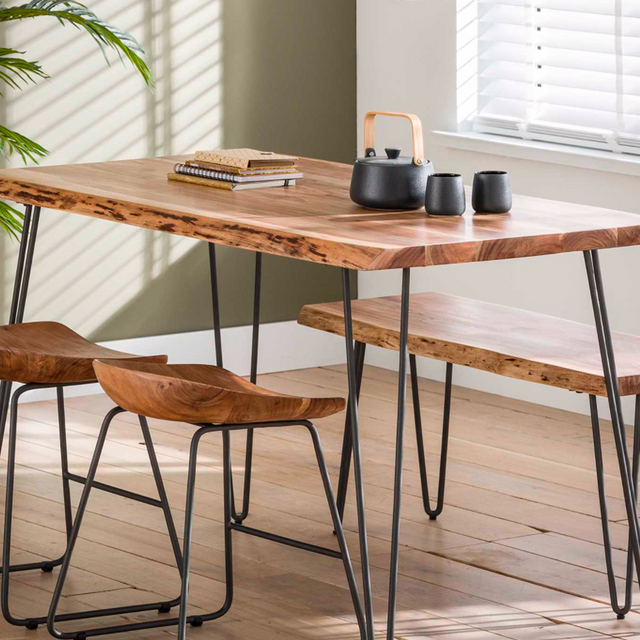 Table de salle à manger AKAL coloris acacia 130 x 70 cm