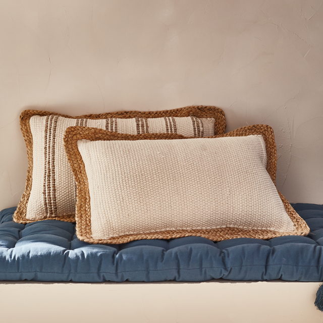 Coussin OXIA coloris blanc 40 x 60 cm