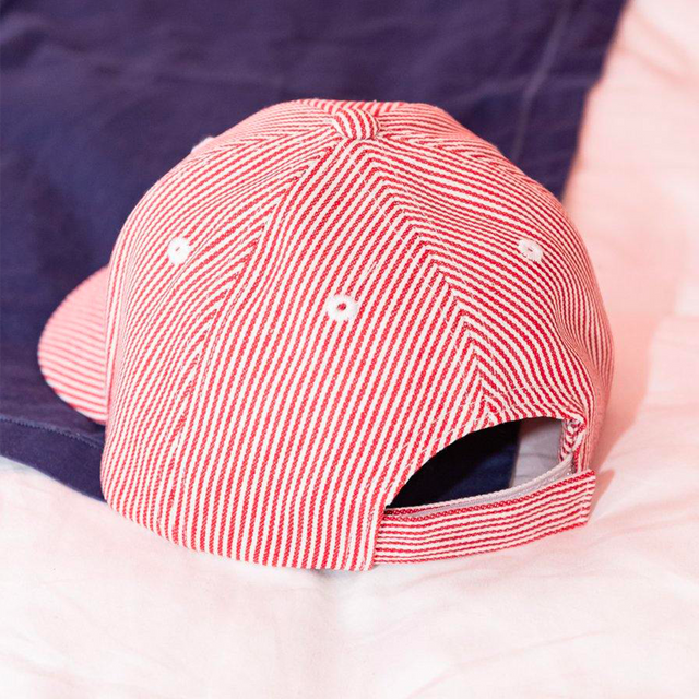CHAMAYE Casquette MINI LOUVE coloris rouge