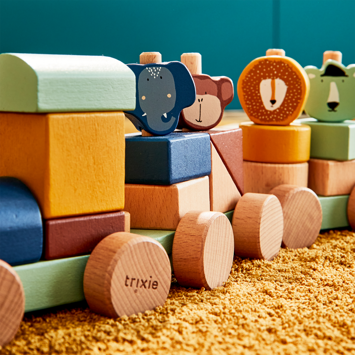 TRIXIE BABY Jeu d'éveil Petit train animaux Multicolore