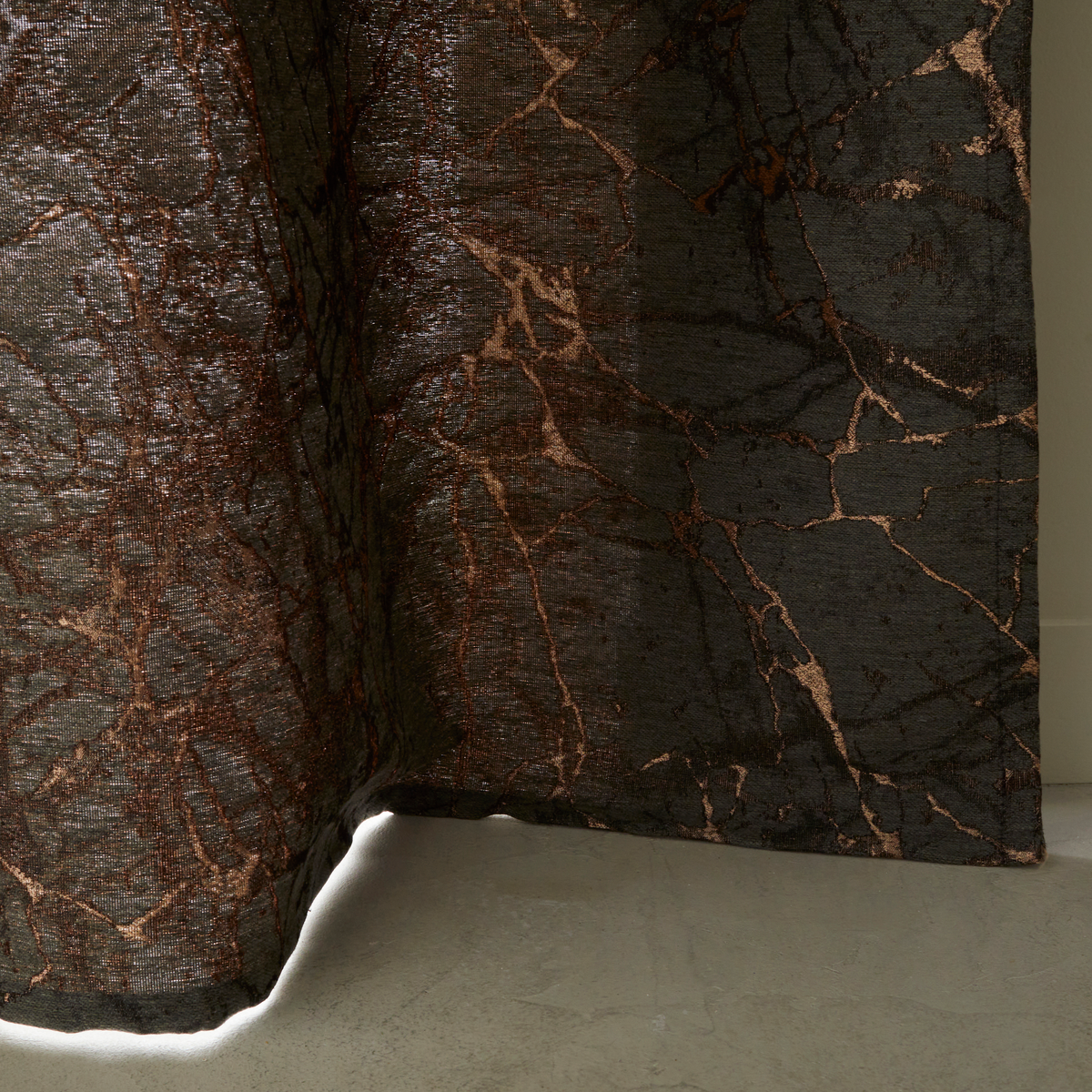 Rideau Palombino Bronze