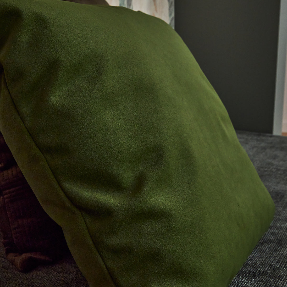 4MURS Coussin Tasos Vert olive