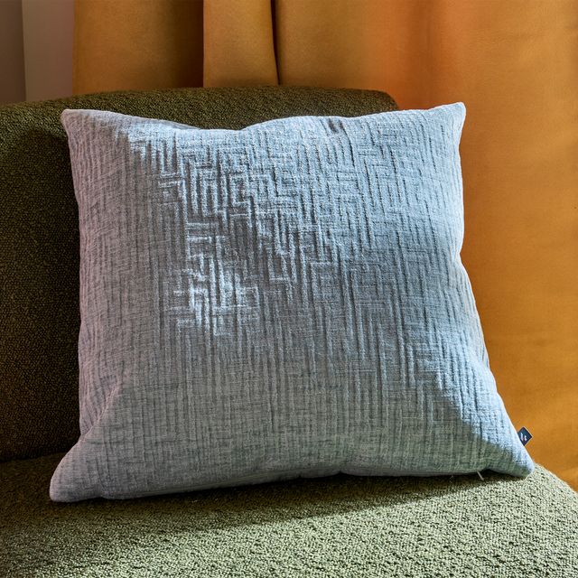 4MURS Coussin MEANDOR coloris vert menthe 44 x 44 cm