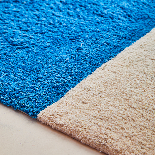 4MURS Tapis BUGLE coloris bleu 120 x 170 cm