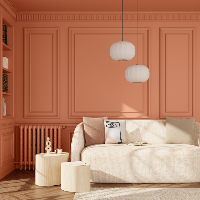 Peinture orange ambré aux murs et plafond dans salon beige