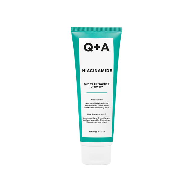 Q+A Soin visage NETTOYANT EXFOLIANT DOUX NIACINAMIDE