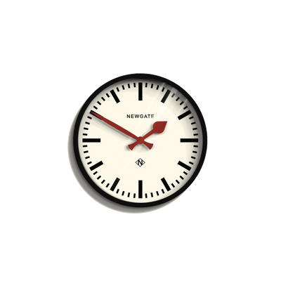 Horloge en métal Luggage Noir