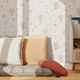 Papier peint intissé Air balloon Beige taupe, rose et bleu