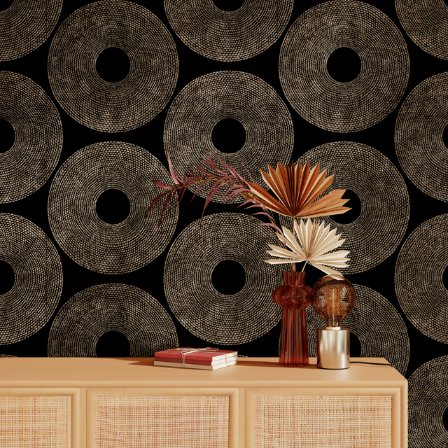 4MURS Papier peint intissé KUNA coloris noir et doré