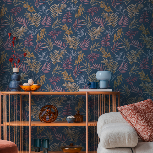 CosmoLiving Papier peint intissé MIDNIGHT BOTANICA bleu nuit et prune