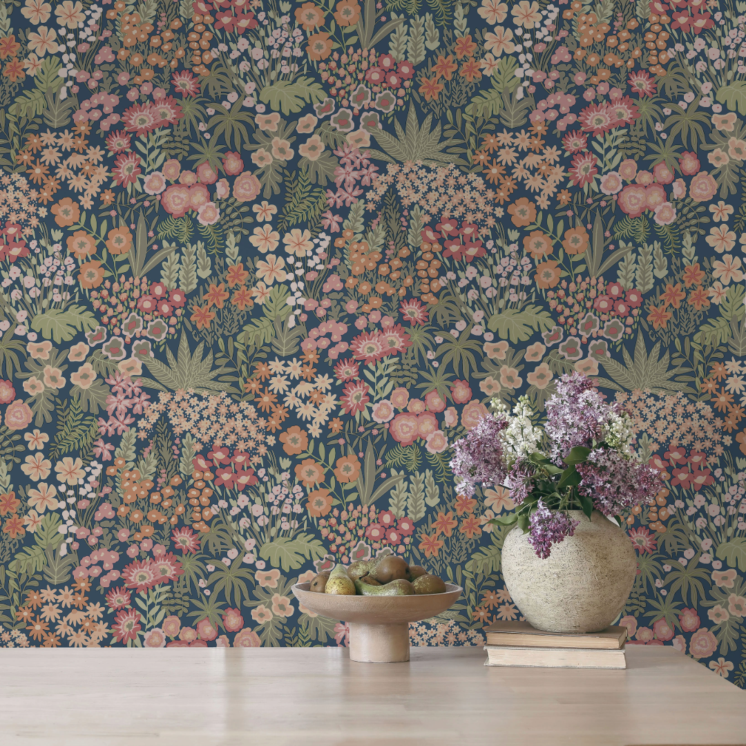 HOLDEN DECOR Papier peint intissé Lysandra Bleu nuit, vert et rose Mat