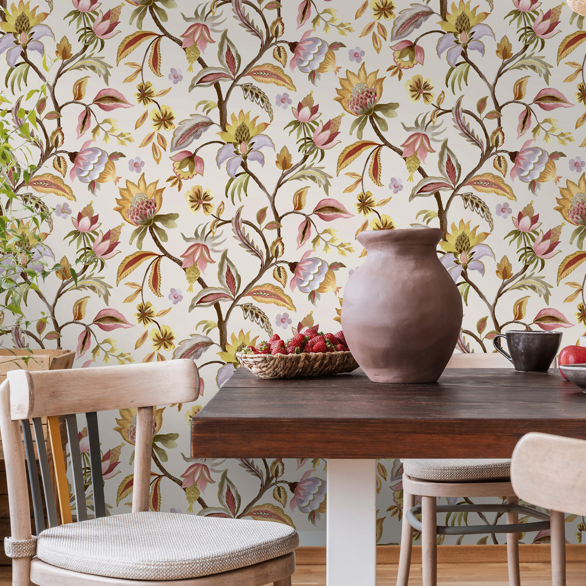 HOLDEN DECOR Papier peint intissé Amaranth Vanille et contours dorés Métallisé