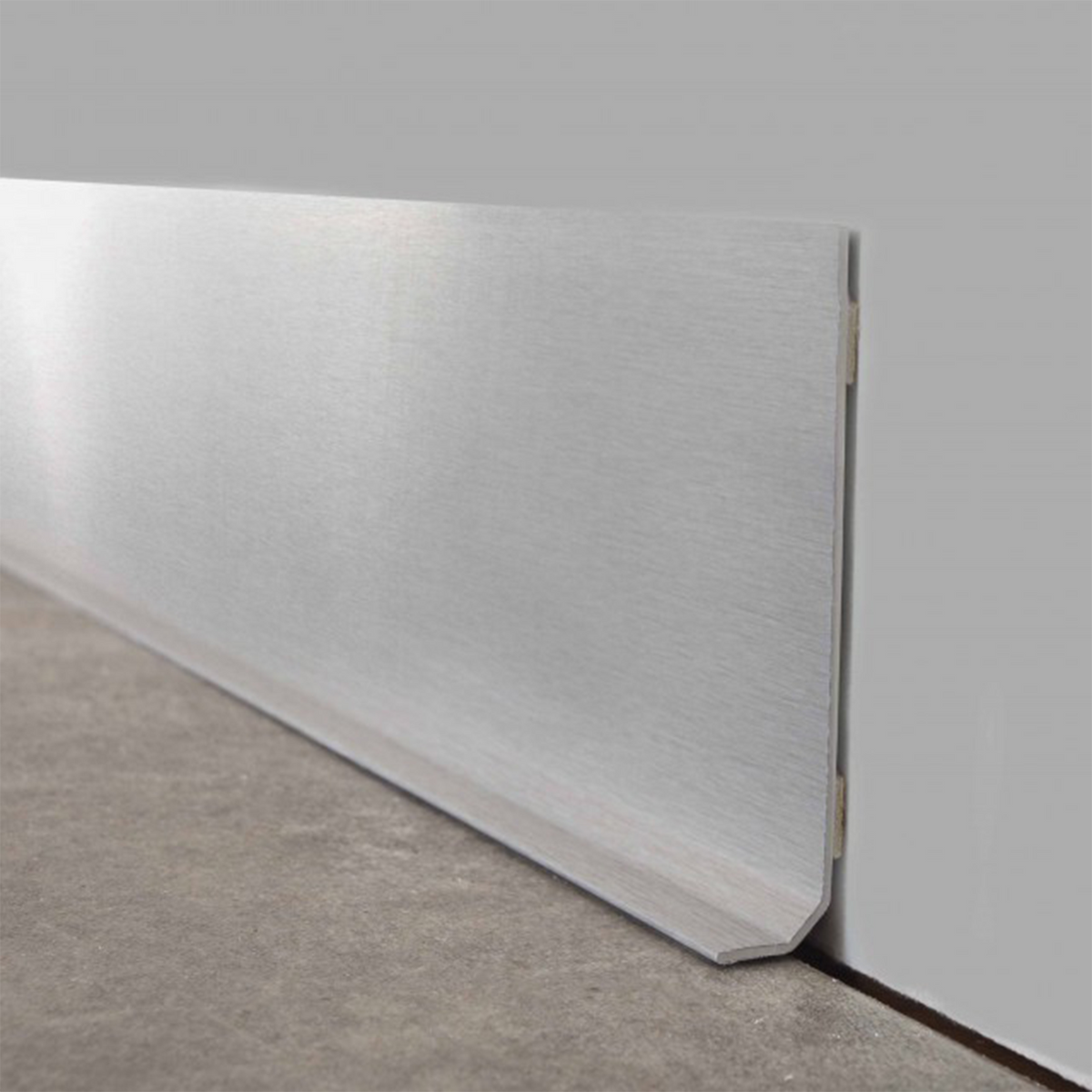 Plinthe Alu brossé 2m Argent