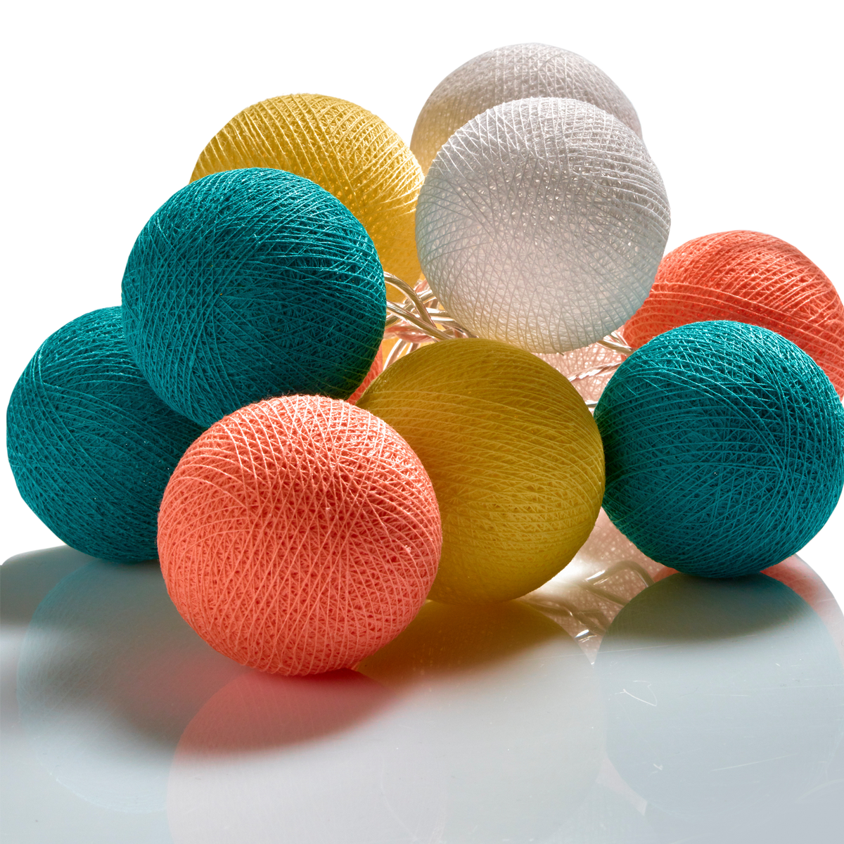 Guirlande lumineuse boule Macaron Vert céladon