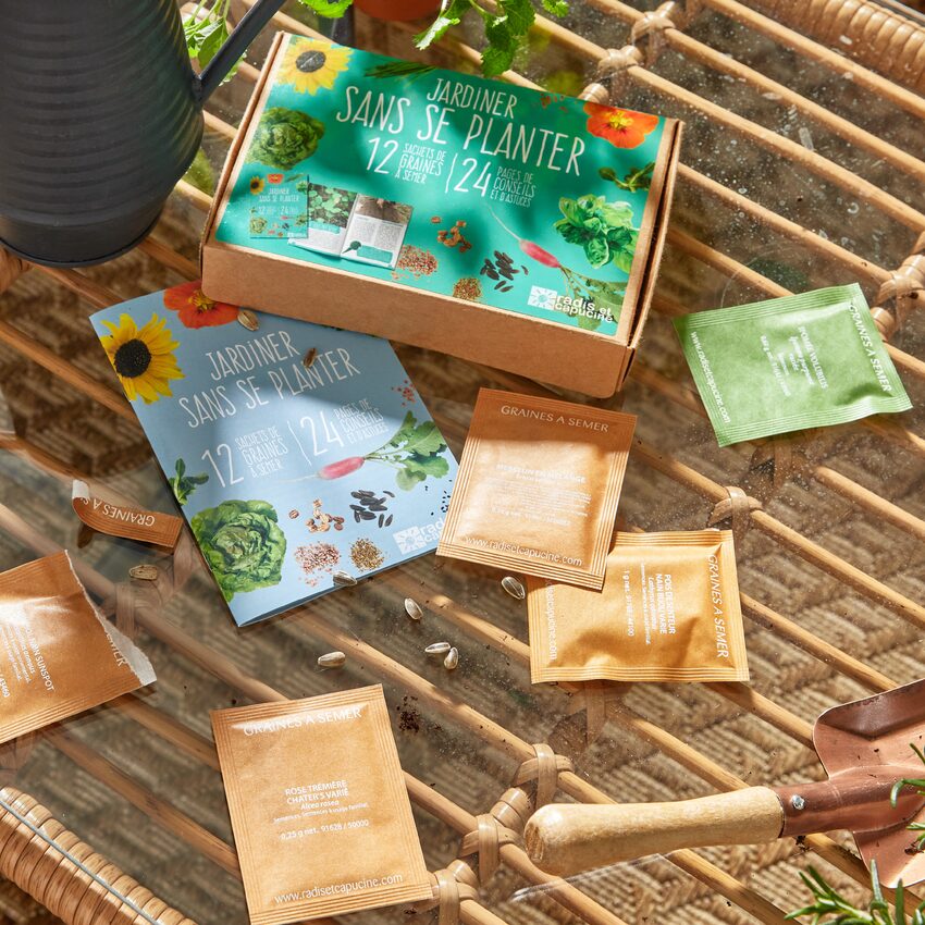 Boîte et contenu d'un set Jardiner sans se planter