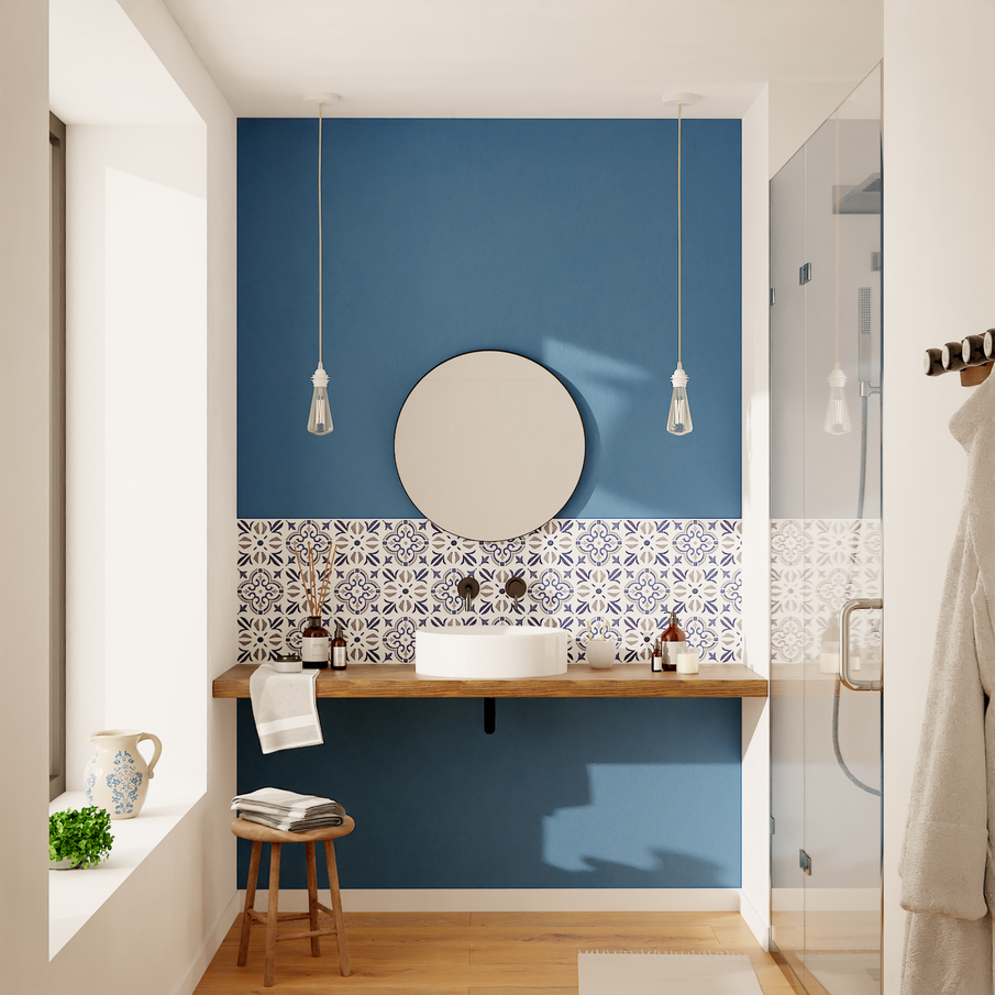 Salle de bain avec mur bleu et  crédence imitation carreau de ciment
