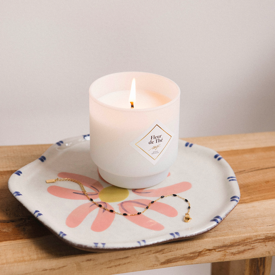 Bougie bijou allumée Fleur de thé de la marque My Jolie Candle