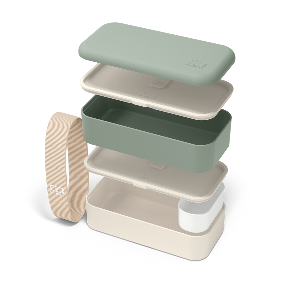 Vue détaillée de chaque élément composant la boite repas blanc et vert de la marque Monbento