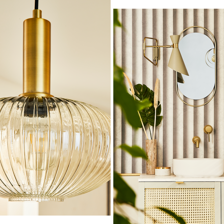 Montage:  suspension transparente et applique dorée dans salle de bain chic