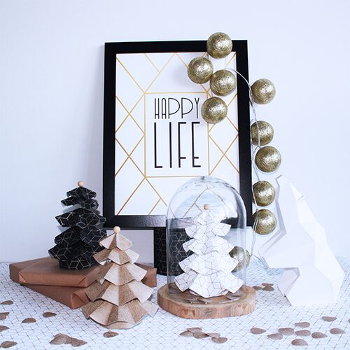 Créer des sapins de Noël DIY en papier peint