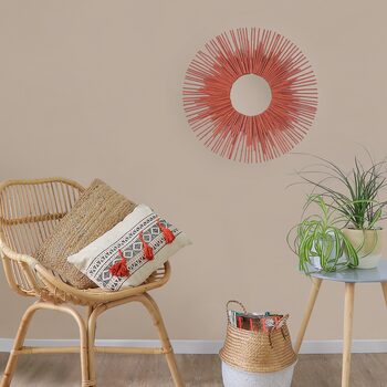Réaliser un soleil mural en pailles pour une déco écolo