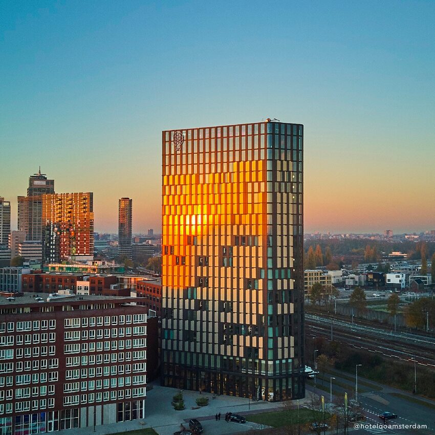 Hôtel QO Amsterdam - Coucher de soleil sur l'hôtel