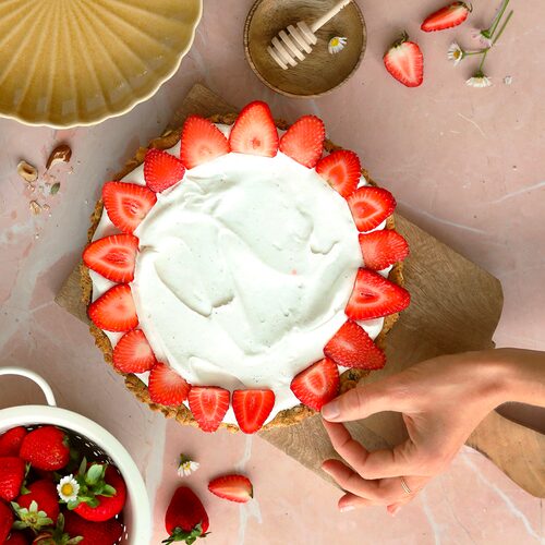 Montage tarte aux fraises et chantilly