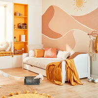 Chambre enfant lumineuse terracotta décor dunes