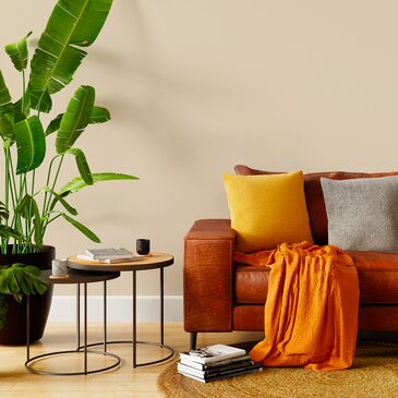 Décoration :  le bout de canapé, pratique et tendance