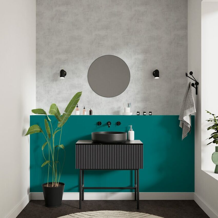 Déco salle de bain gris clair et bleu canard