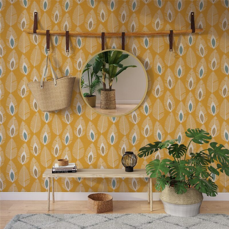 Papier peint intissé GLAM FEATHER coloris jaune curry
