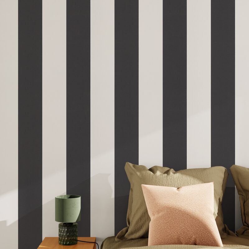 Papier peint vinyle PODIUM STRIPE coloris noir et blanc