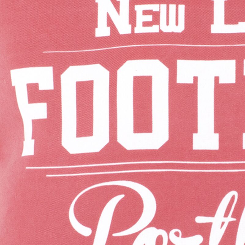 Coussin FOOTBALL coloris rouge grenadine 40 x 40 cm