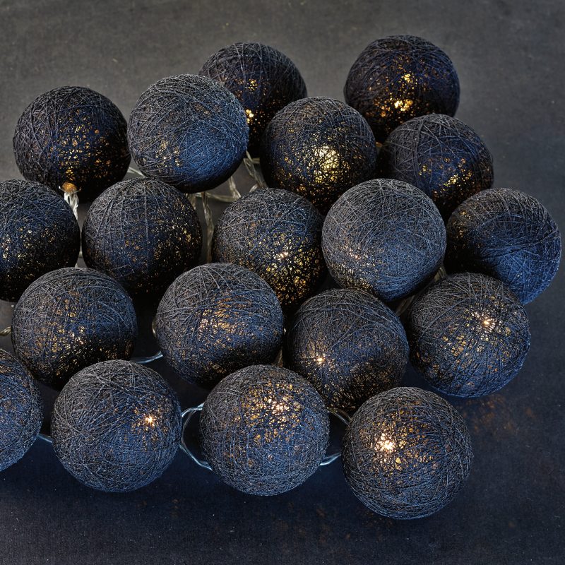 Guirlande lumineuse boule MIDNIGHT coloris noir